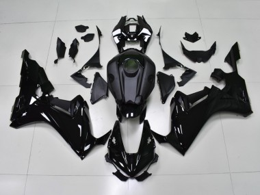 Honda CBR1000RR-R Motorrad Verkleidung 2020-2023 - Glanzendes Schwarz Matt Schwarz