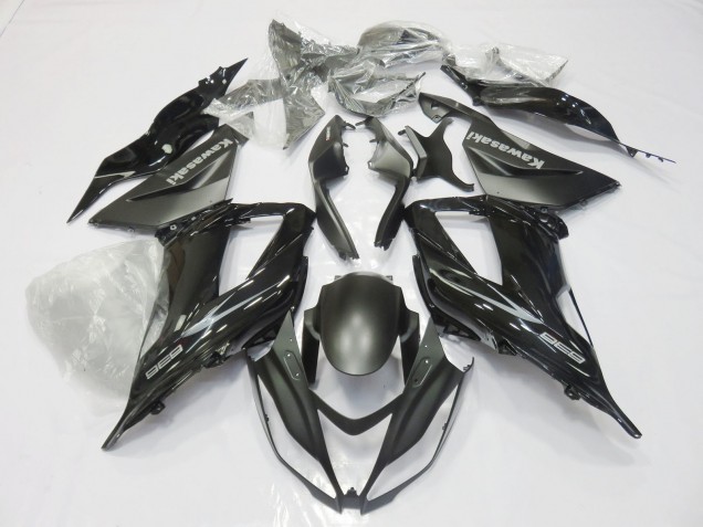 Kawasaki ZX6R Motorrad Verkleidung 2013-2018 - Glanzendes Schwarz Matt Schwarz
